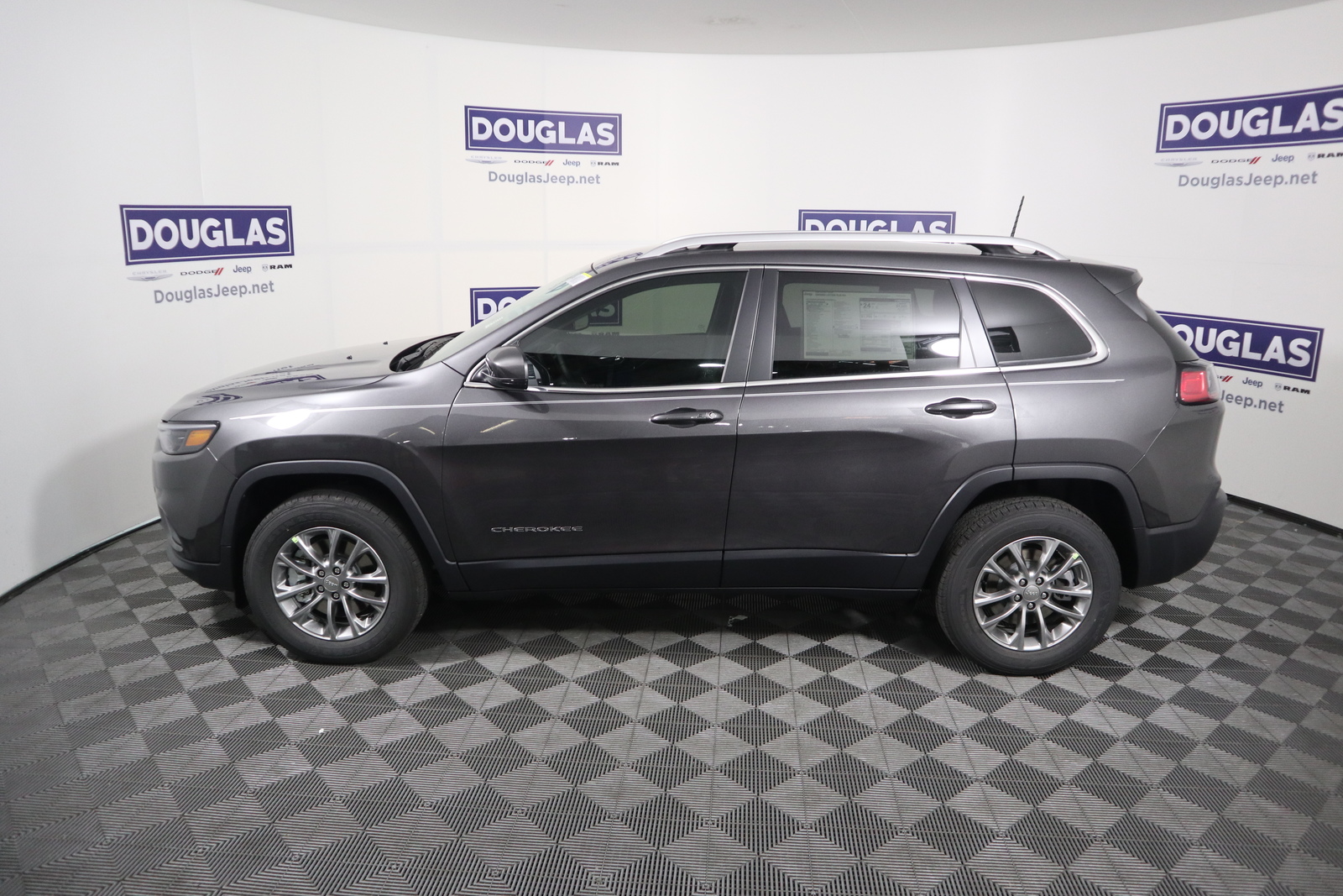 New 2020 JEEP Cherokee Latitude Plus 4x4 Sport Utility in Venice # ...