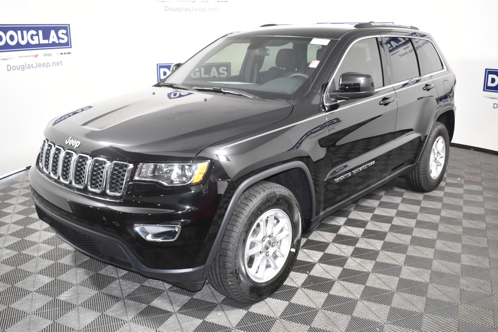 New 2020 JEEP Grand Cherokee Laredo E 4x2 Sport Utility in Venice # ...