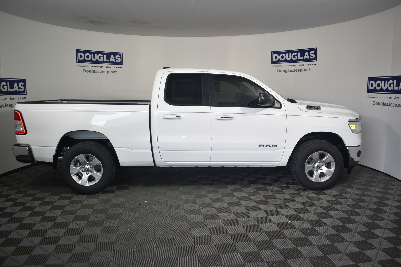 New 2020 RAM 1500 Big Horn 4x4 Quad Cab 6'4 Box Quad Cab in Venice # ...