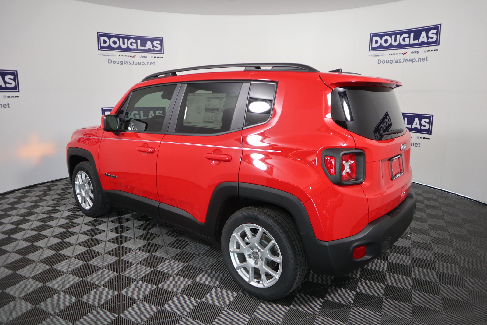 New 2020 JEEP Renegade Latitude FWD Sport Utility in ...